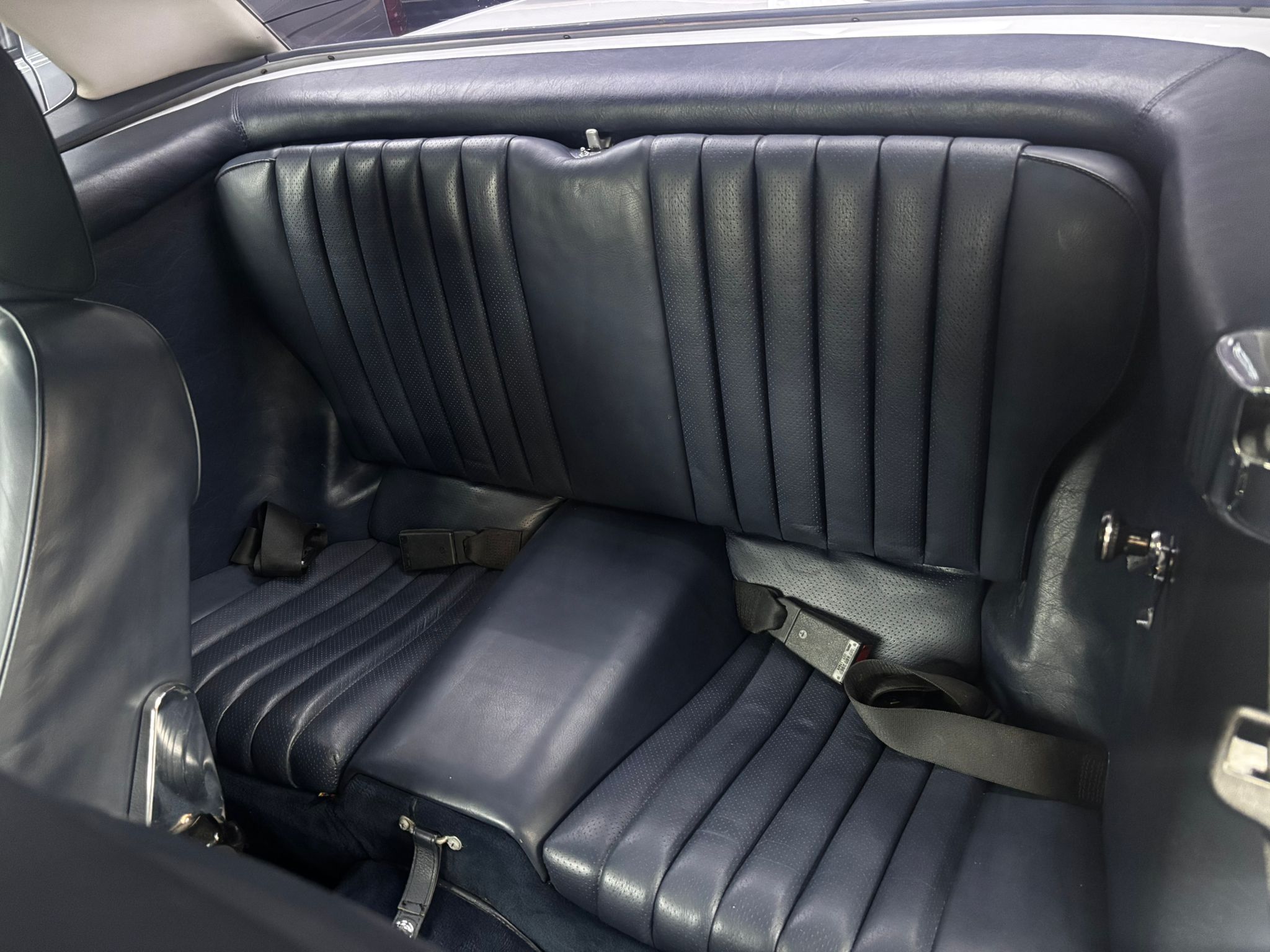 Mercedes-Benz SL 500 (R107) Deutsches Fahrzeug | H-Gutachten | neues Verdeck
