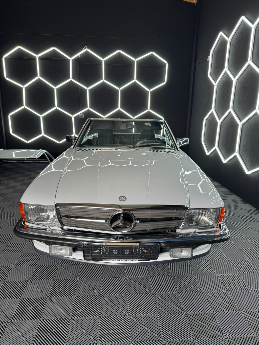 Mercedes-Benz SL 500 (R107) Deutsches Fahrzeug | H-Gutachten | neues Verdeck
