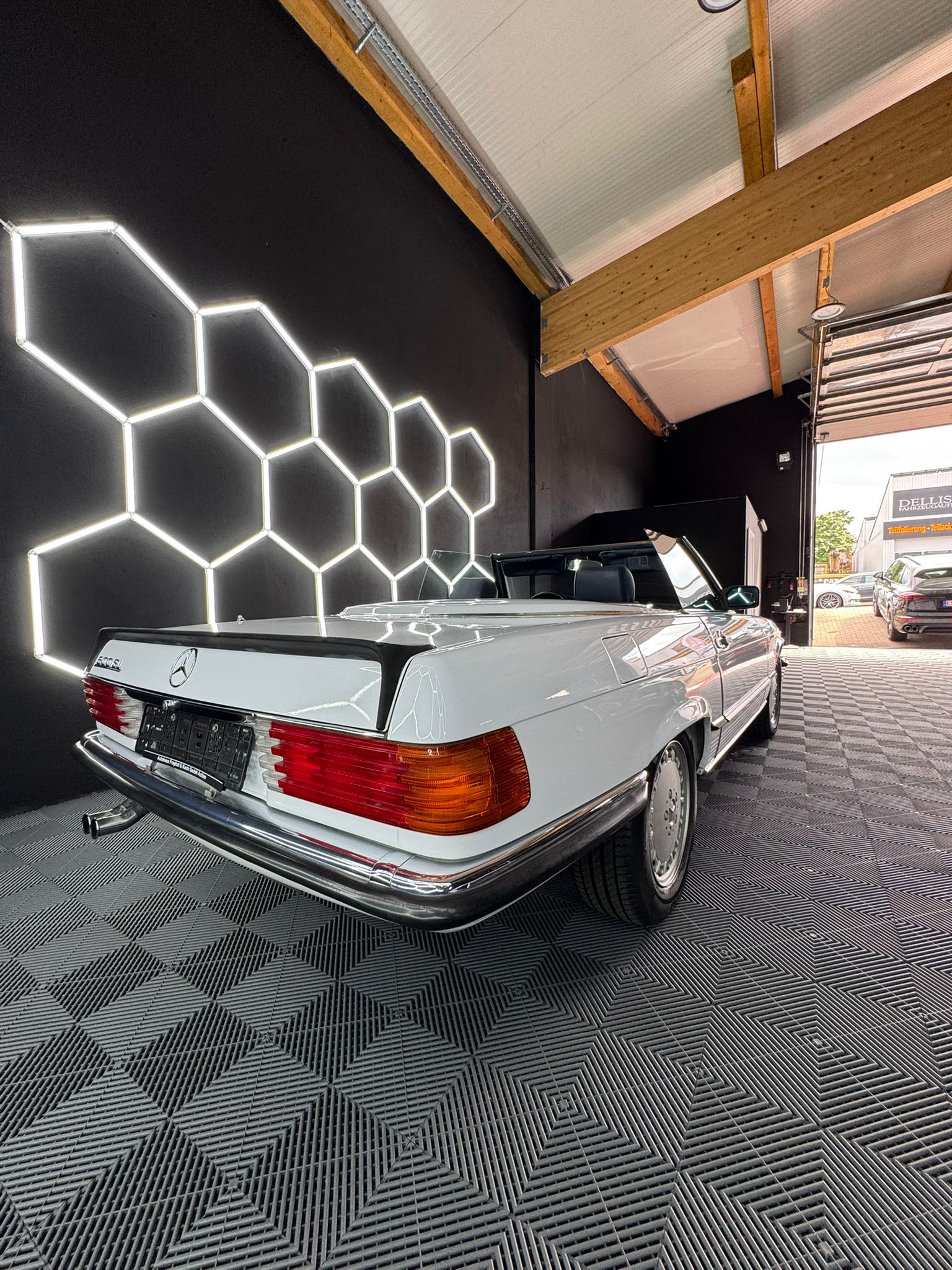 Mercedes-Benz SL 500 (R107) Deutsches Fahrzeug | H-Gutachten | neues Verdeck