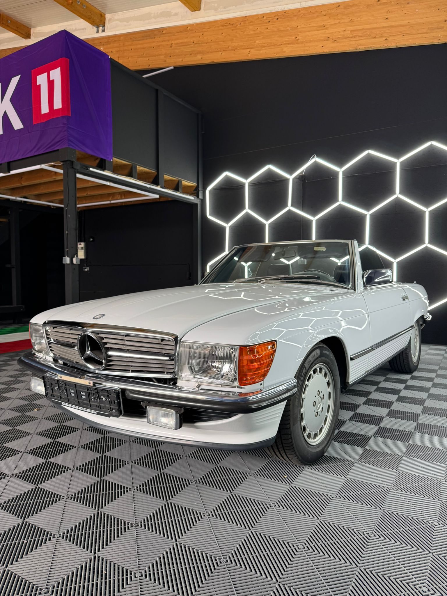Mercedes-Benz SL 500 (R107) Deutsches Fahrzeug | H-Gutachten | neues Verdeck